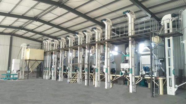 產(chǎn)品名稱：小米加工設(shè)備
產(chǎn)品型號(hào)：
產(chǎn)品規(guī)格：